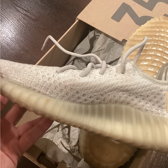 Adidas YEEZY BOOST 350 V2 Light - Picture 10 of 12